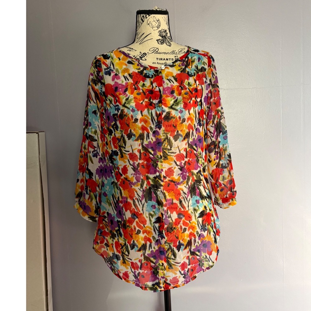VTG  Floral Watercolor Sheer Button Blouse 3/4 Sleeve Art teacher COMO Small